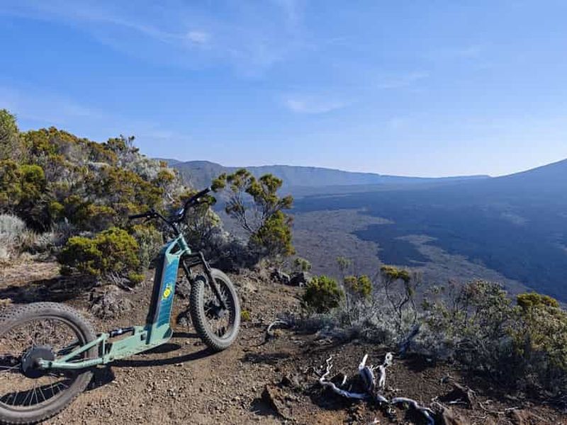 Explorer le Piton de la Fournaise en trott’ électrique