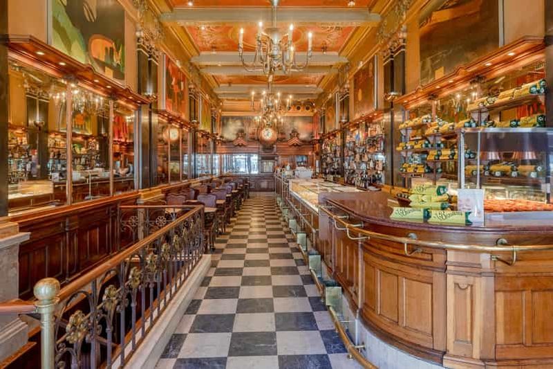 Lisbonne : Chiado, Bairro Alto, et Principe Real Tuk Tuk Tour