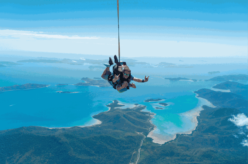 Billet Airlie Beach : saut en parachute tandem au-dessus des Whitsundays