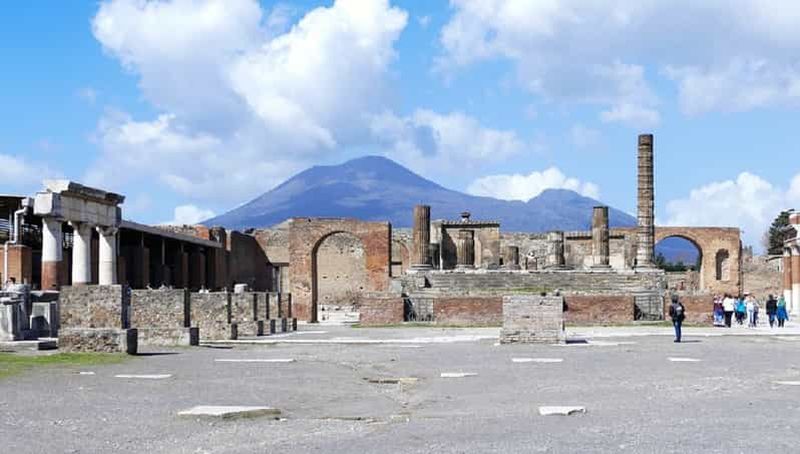 Au départ de Sorrente : Excursion d'une journée aux ruines de Pompéi et au Mont Vésuve