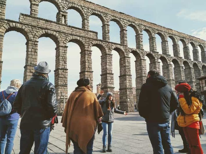 Madrid : excursion à Ségovie, Ávila et Tolède avec déjeuner en option