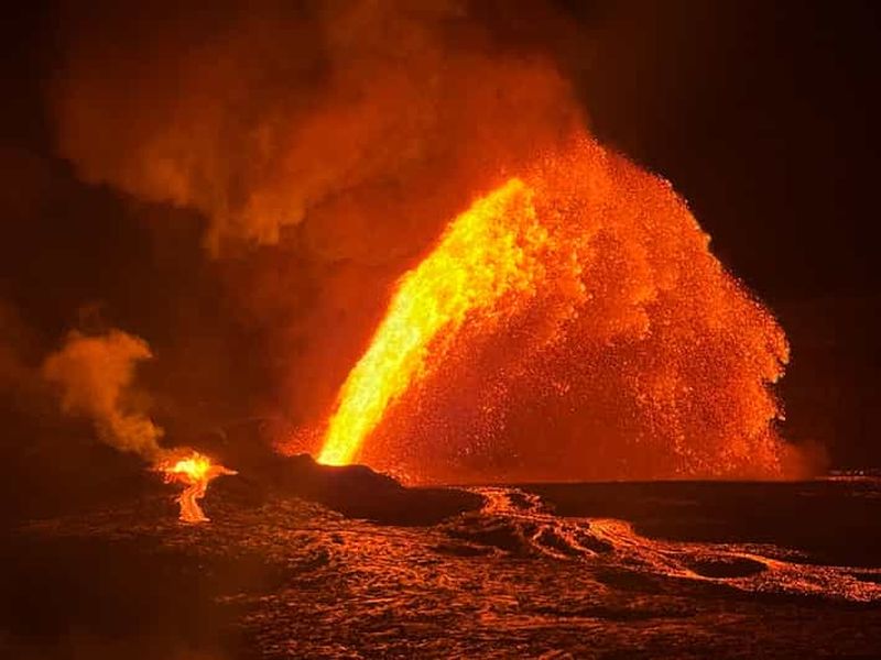 Randonnée à Kīlauea et observation de la lave avec des autochtones hawaïens