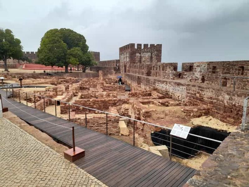 Visite privée du château de Silves avec dégustation de vins d'Algarve