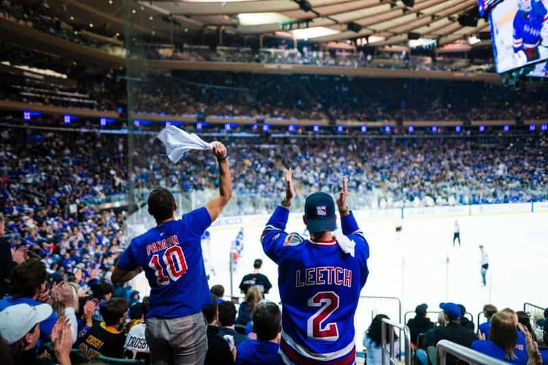 New York : match des New York Rangers au Madison Square Garden