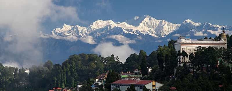 Billet Darjeeling : Goecha-La 14 jours de trek avec Sherpa, repas et séjour