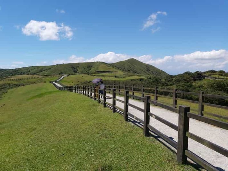 Depuis Taipei : visite d'une journée aux sources chaudes de Beitou et au parc Yangmingshan