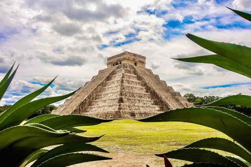 Depuis Tulum : Visite de Chichén Itzá, Cenote et Valladolid