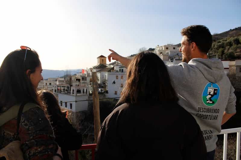 Billet Soportújar : visite guidée avec des guides locaux pour découvrir tout son enchantement.