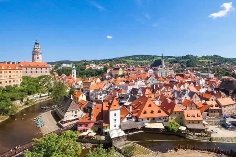 Vienne : Transfert touristique à Prague via Cesky Krumlov