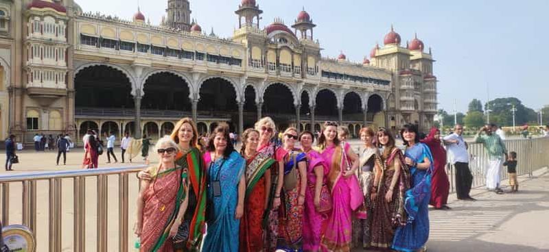 Mysore : visite guidée à pied du palais, de la galerie d'art et du marché Devaraja