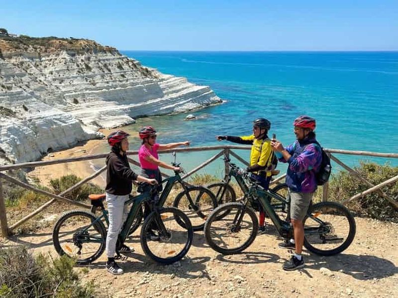 Vélo électrique Scala dei Turchi : dégustation de nourriture, villages, plongée en apnée, réserve naturelle