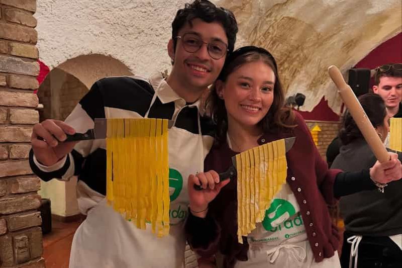 Rome : Cours de cuisine sur les pâtes et le Tiramisu près de la Place d'Espagne