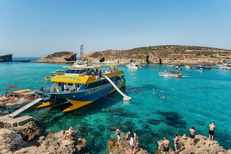 Malte : îles de Gozo et Comino, Blue Lagoon et grottes marines