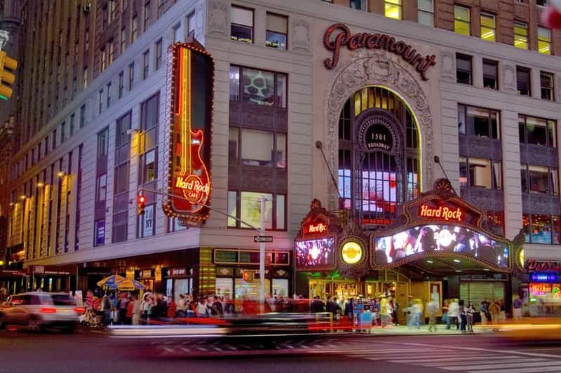 New York : repas au Hard Rock Cafe de Times Square