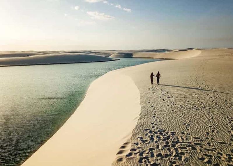Lagoa Bonita, hautes dunes et coucher de soleil dans les Lençóis