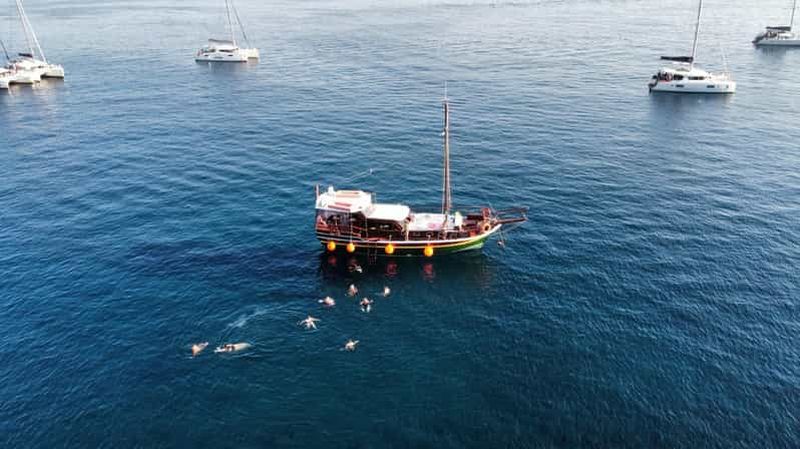 Billet Au départ de Paros : Croisière de baignade d'une journée à Antiparos et Despotiko