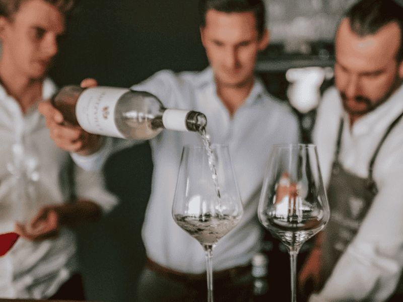 Munich : Expérience romantique du vin pour deux au Viktualienmarkt