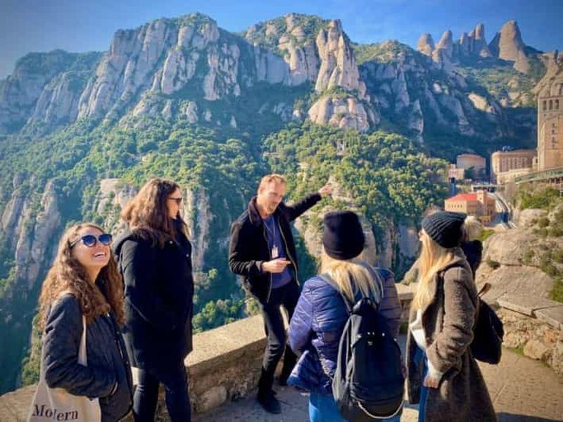 Barcelone : excursion à Montserrat, transferts et entrée à la basilique