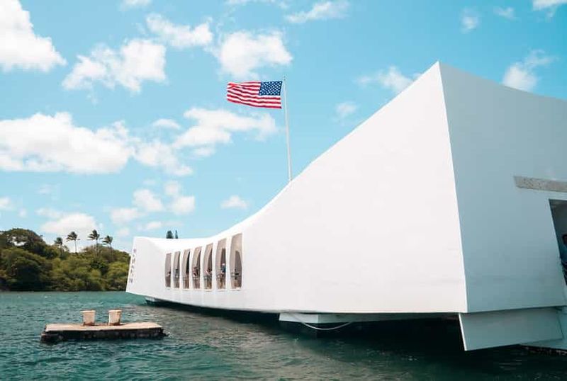 Oahu : Pearl Harbor, USS Arizona et visite de la ville