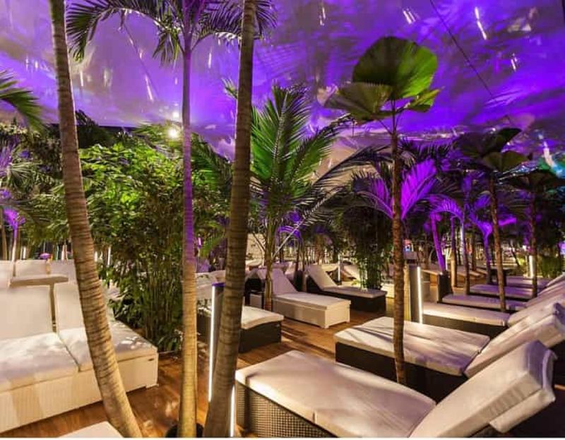 Bucarest : expérience nocturne au spa thermal avec transfert