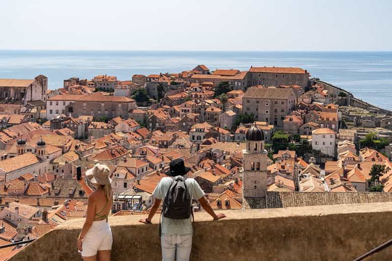 Dubrovnik : visite de la vieille ville et des remparts avec DU Pass en option