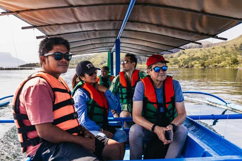 Au départ de Manille : Sortie en bateau avec guide sur l'île volcanique de Taal