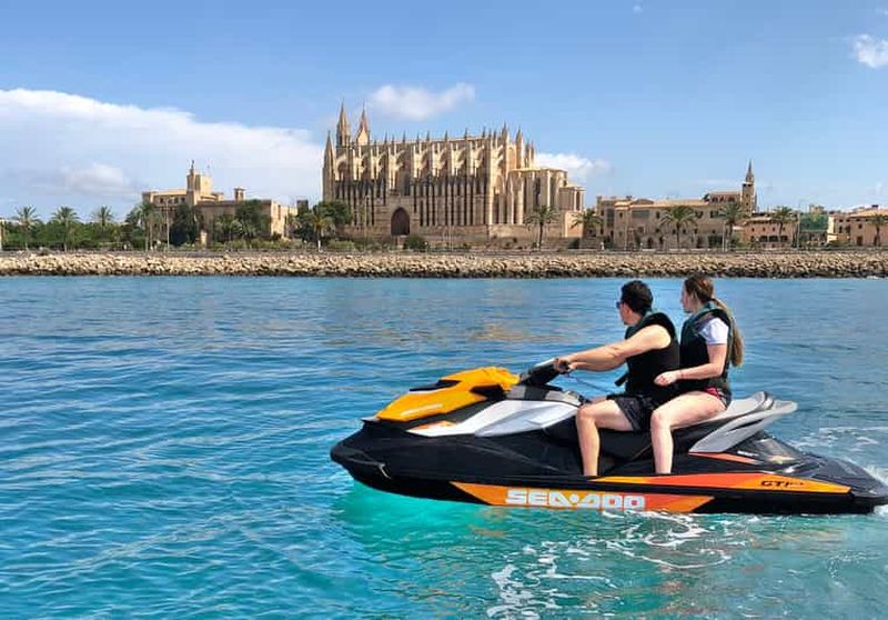Palma de Majorque : jet-ski jusqu'à la cathédrale de Palma