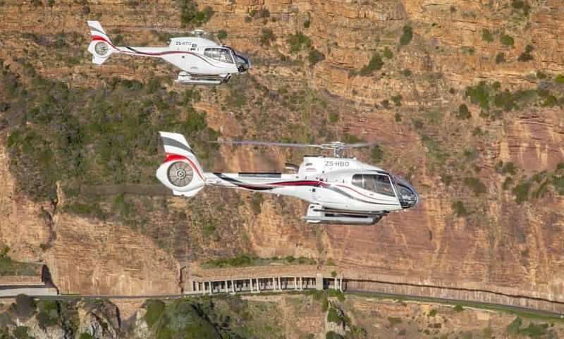 Le Cap : vol en hélicoptère au-dessus de 2 océans avec billet pour une sortie en bateau