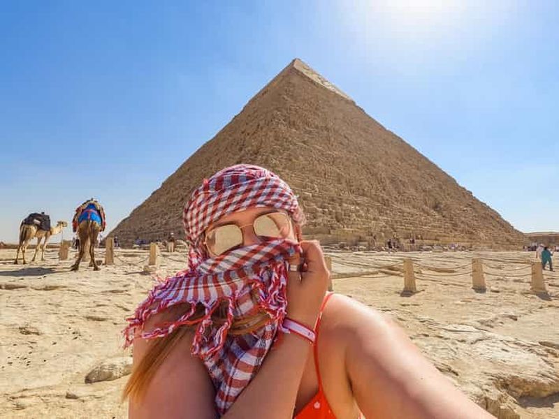 Le Caire : visite des pyramides de Gizeh et du Sphinx avec balade à dos de chameau et entrée