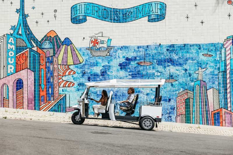 Vadio : Visite privée en Tuk Tuk de la vieille ville de Lisbonne