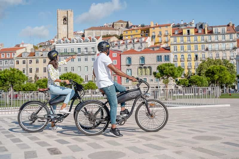 Lisbonne : visite des collines, de l'Alfama et de la Mouraria en vélo électrique