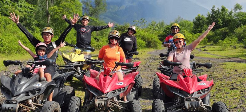 Legazpi : excursion en quad sur le mont Mayon avec traversée du barrage de Bonga