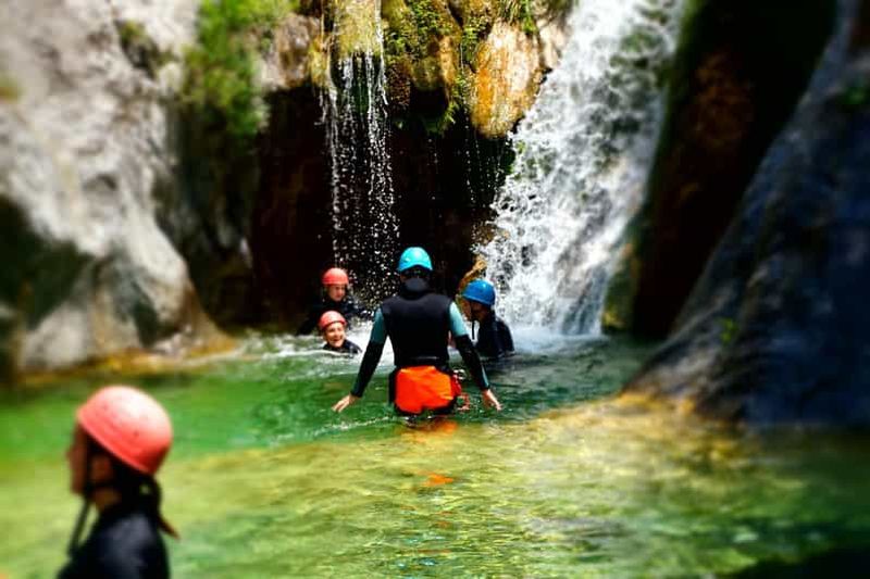 Au départ de Thessalonique : Excursion d'une demi-journée au Mont Olympe en canyoning