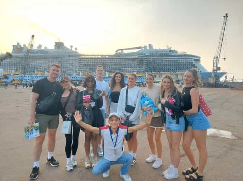 Port de Tien Sa : transfert privé vers Hoi An ou la cité impériale de Hué