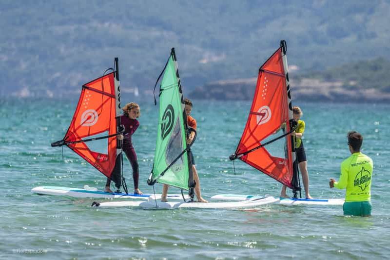 Baie de Pollença : Expérience de planche à voile dans le spot classique de Majorque