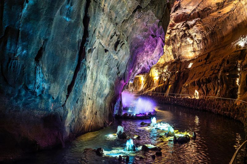 Grottes de Mira de Aire