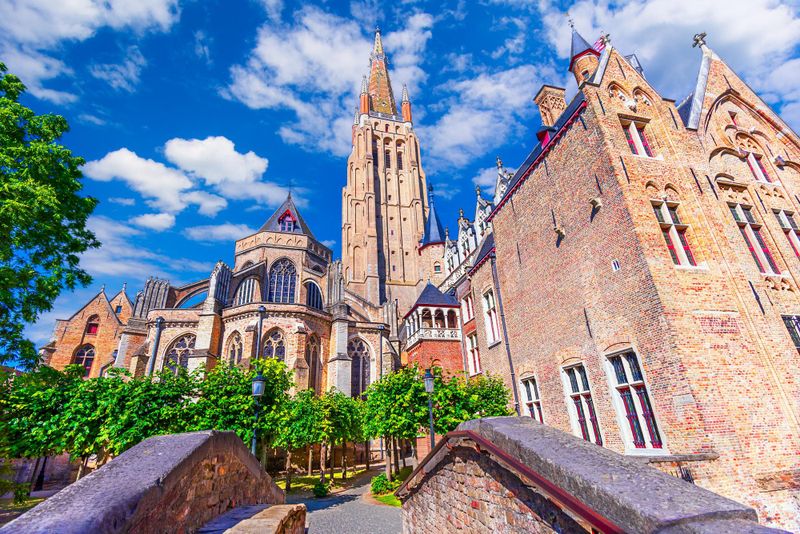 Église Notre-Dame de Bruges