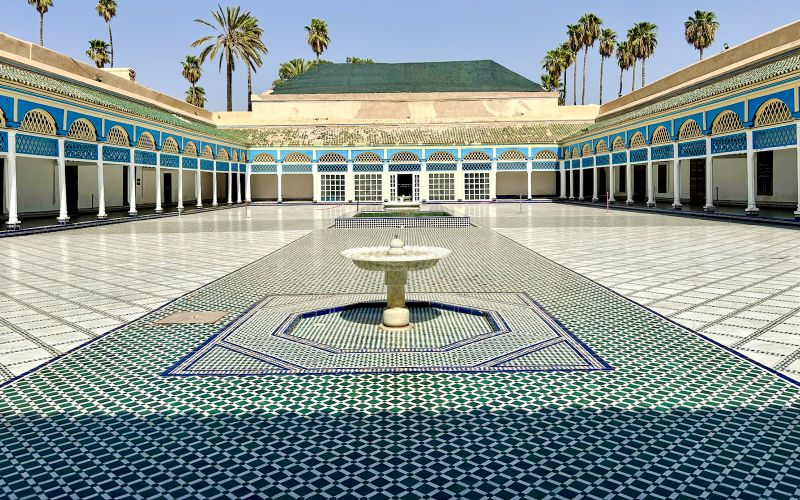 Visite guidée du Palais de la Bahia, des Tombeaux Saadiens, de la Koutoubia et des Souks
