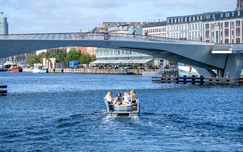 Croisière sur les canaux de Copenhague en petit groupe sur des bateaux électriques