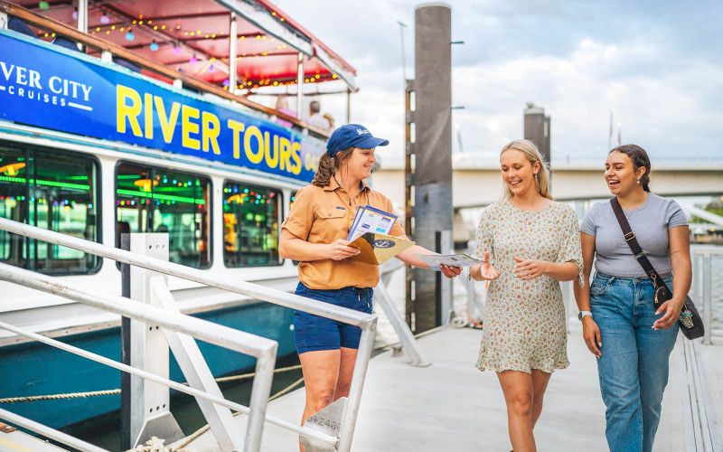 Croisière touristique sur la rivière Brisbane avec thé du matin