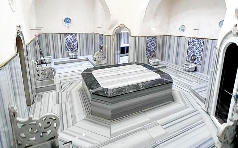 Istanbul : Bain turc historique de Sifa sur la place de Sultanahmet