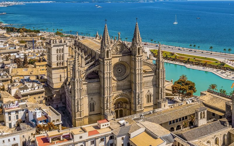 Billets coupe-file pour la cathédrale de Palma avec accès à la terrasse