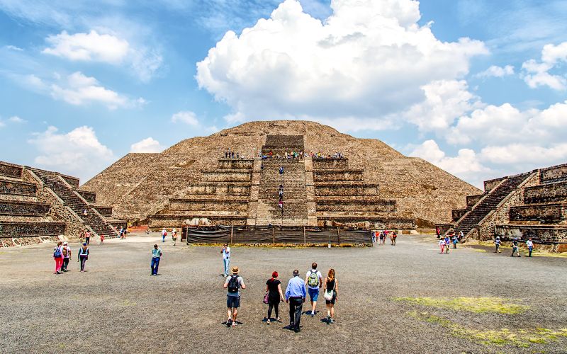Teotihuacán : Visite guidée à pied de 2 h des pyramides du Soleil et de la Lune