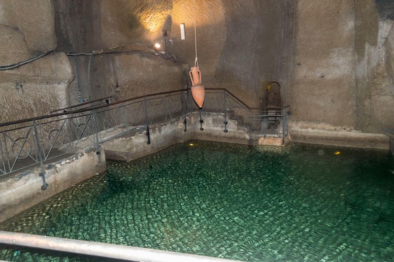 Visite des souterrains de Naples