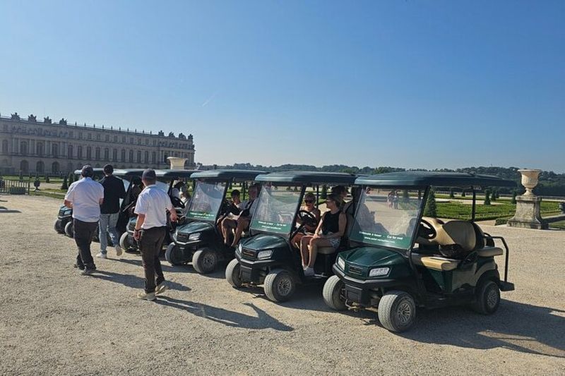 Visite de Versailles en voiturette de golf et à vélo