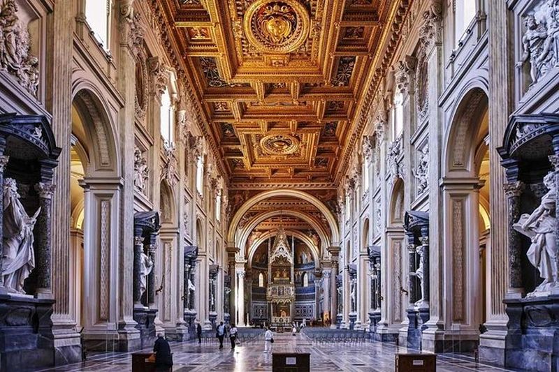Visite privée des Basiliques Papales de Rome : Saint-Jean-de-Latran, Sainte-Marie-Majeure et Basilique Saint-Paul-hors-les-Murs
