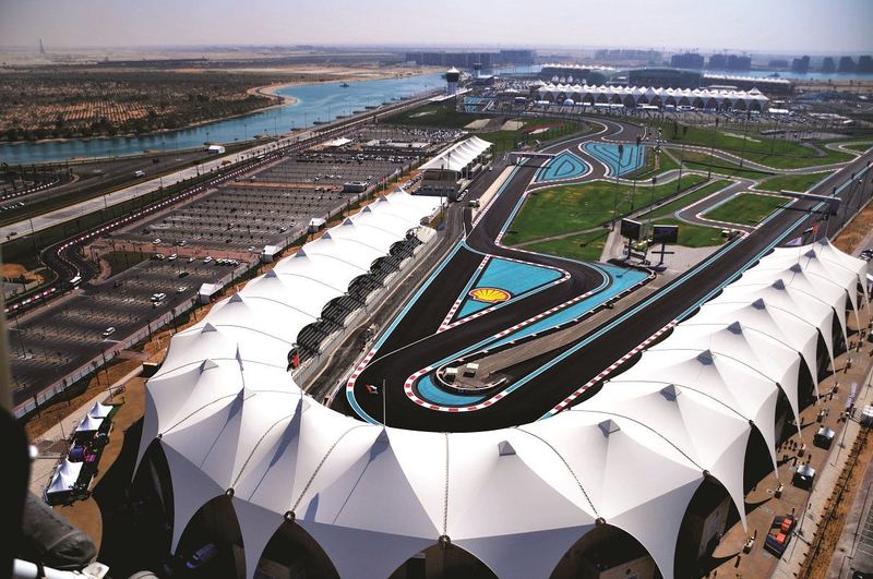 Visite du circuit de Yas marina