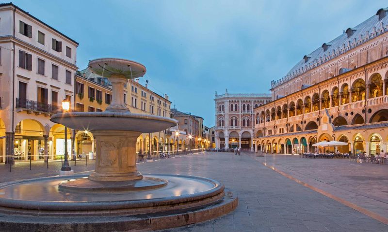 Visite à pied en petit groupe de Padoue avec la chapelle des Scrovegni