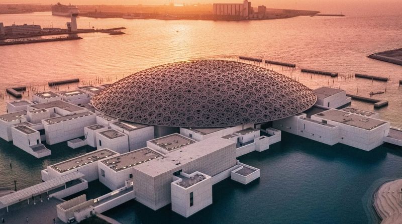 Visite de la ville d'Abu Dhabi avec entrée au Louvre