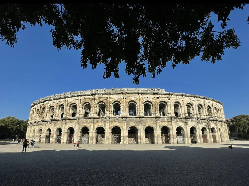 Billets d'entrée à l'amphithéâtre de Nîmes